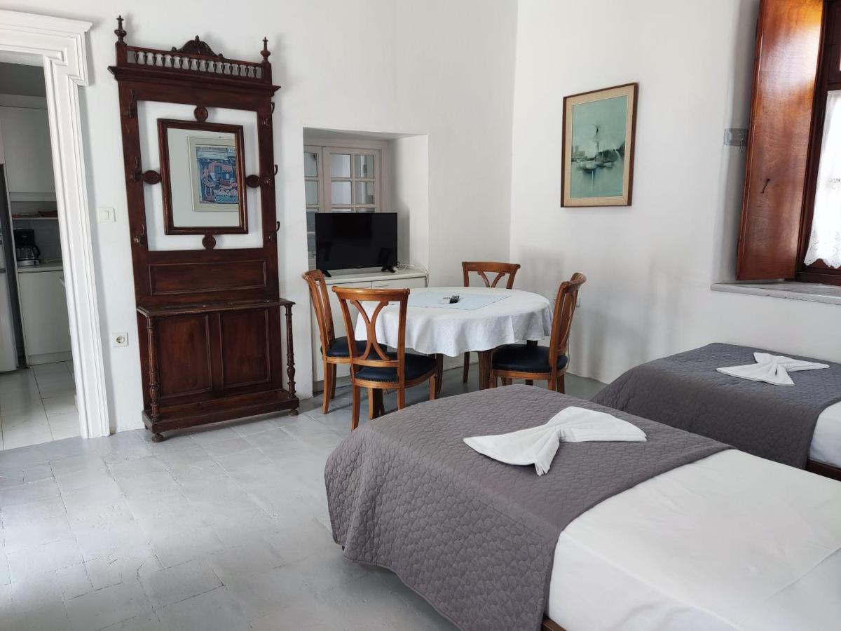 Achilleas Apartment Идра Экстерьер фото